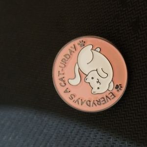 Cat pin